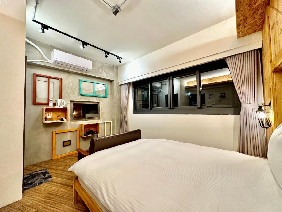 小鹿 Homestay Taichung Luaran gambar