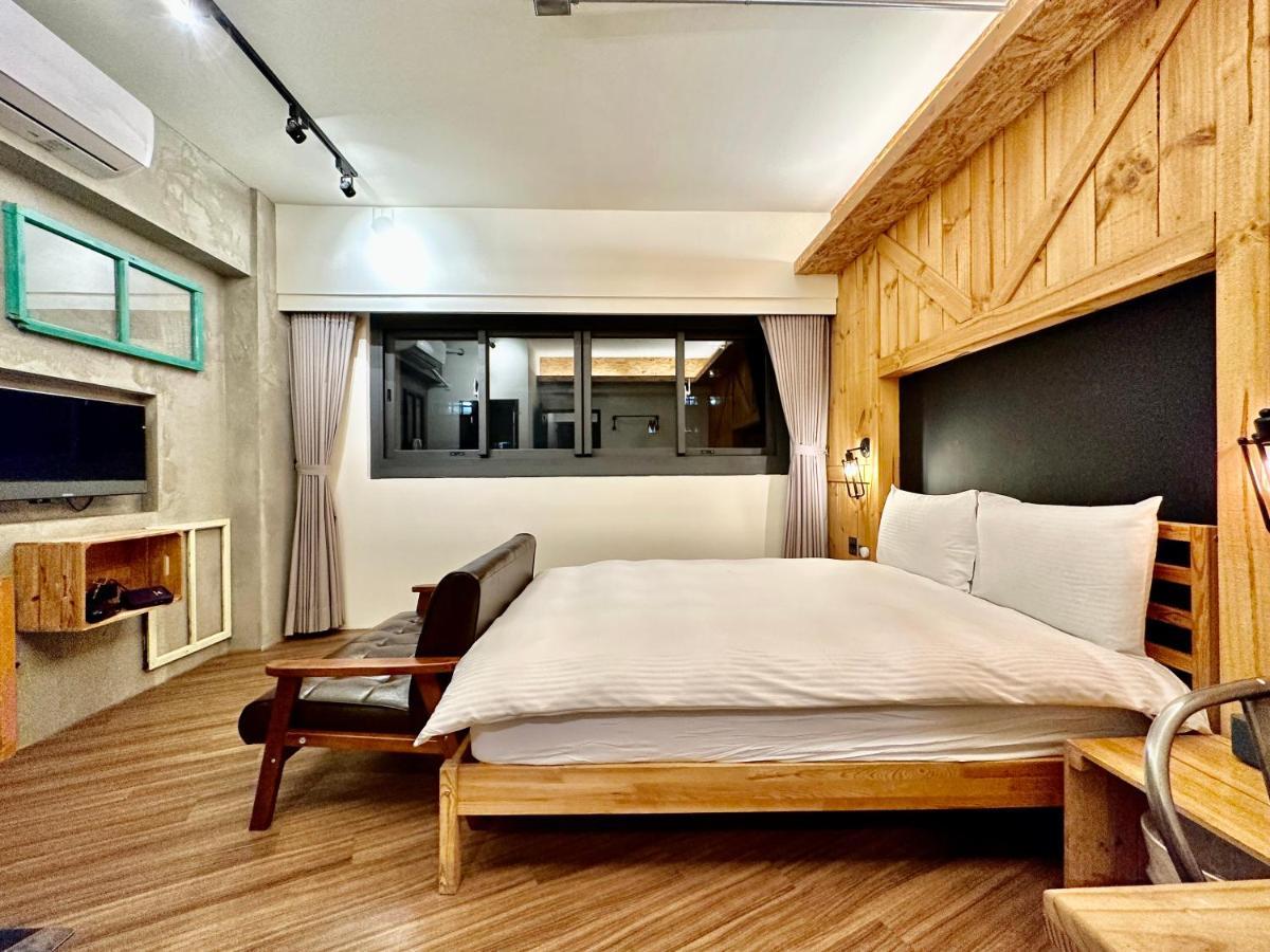 小鹿 Homestay Taichung Luaran gambar
